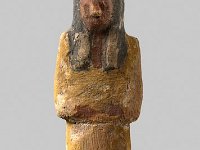 Aeg H 22  Aeg H 22, Theben, Neues Reich, Uschebti, Sykomorenholz, H 17,8 cm, B 4,5 cm, T 3,7 cm : Bestandskatalog Ägypten, Museumsfoto: Claus Cordes